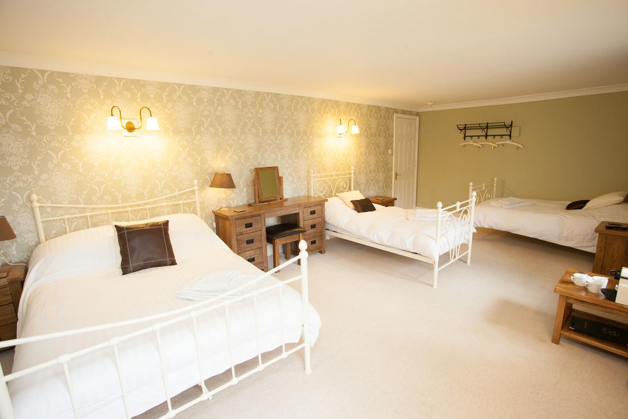 The Seven Stars Inn Pewsey Dış mekan fotoğraf